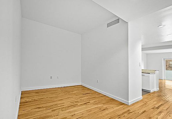 4th image of 620 W 143rd St APT 6A