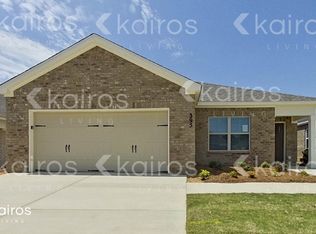 395 Angela St, Prattville, AL 36066