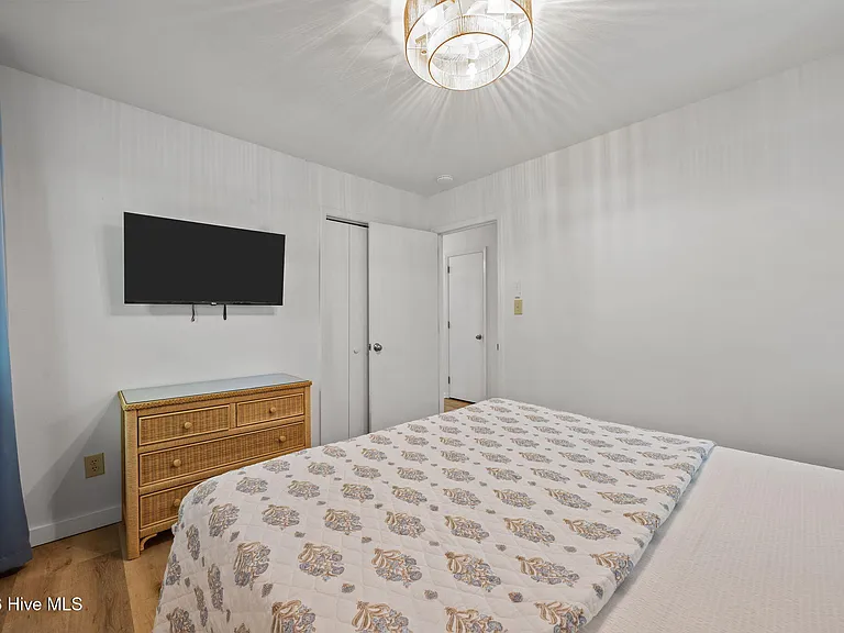 111 Ocean Oaks Dr — Photo 17