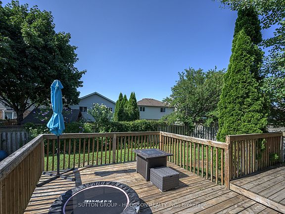 2nd image of 171 Emerald Rd