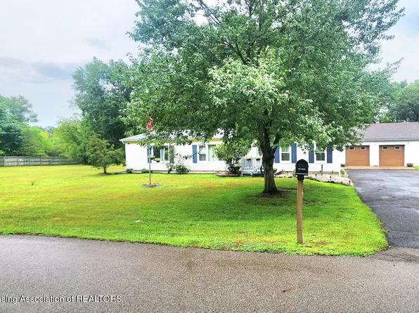 8995 River Park Rd, Jackson, MI 49201
