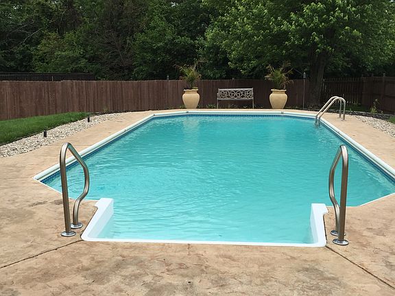 In ground swimming pool