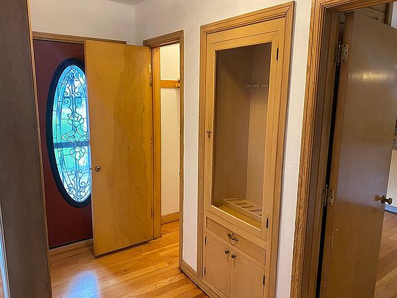 Entry closet & gun cabinet