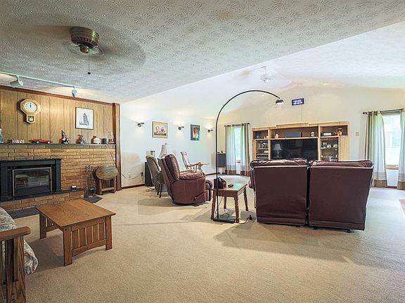 4th image of 1127 Wenrick Dr