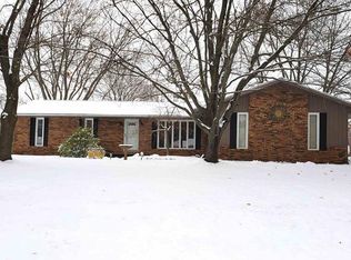 53120 Crestview Dr, South Bend, IN