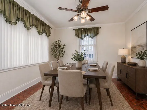 39 Brabant St, Staten Island, NY 10303