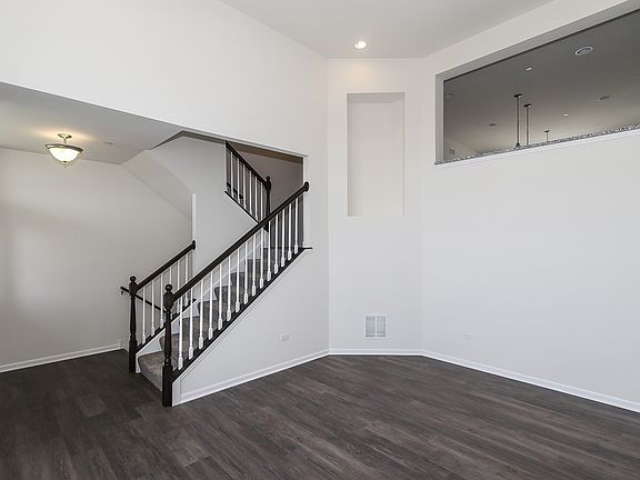 5th image of 13903 S Belmont 20.03 Dr