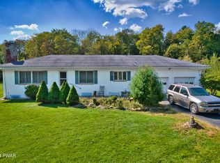 173 Bavarian Hill Rd, Beach Lake, PA 18405