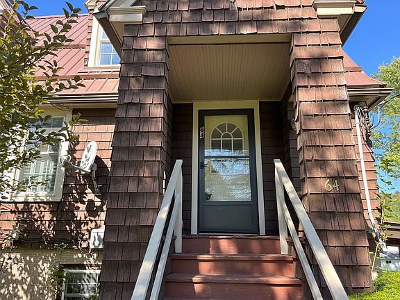 4th image of 64 West Ave