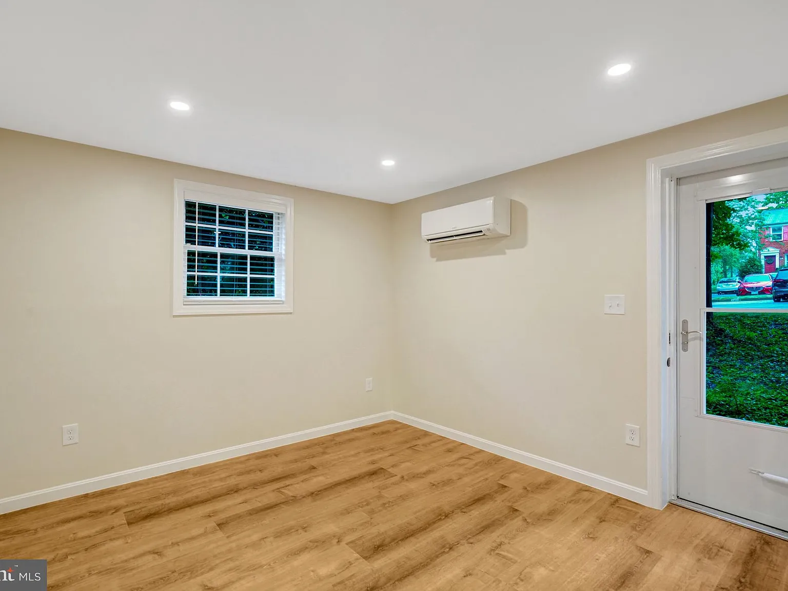 1 bed, 800 sqft, $1,895 — Photo 3