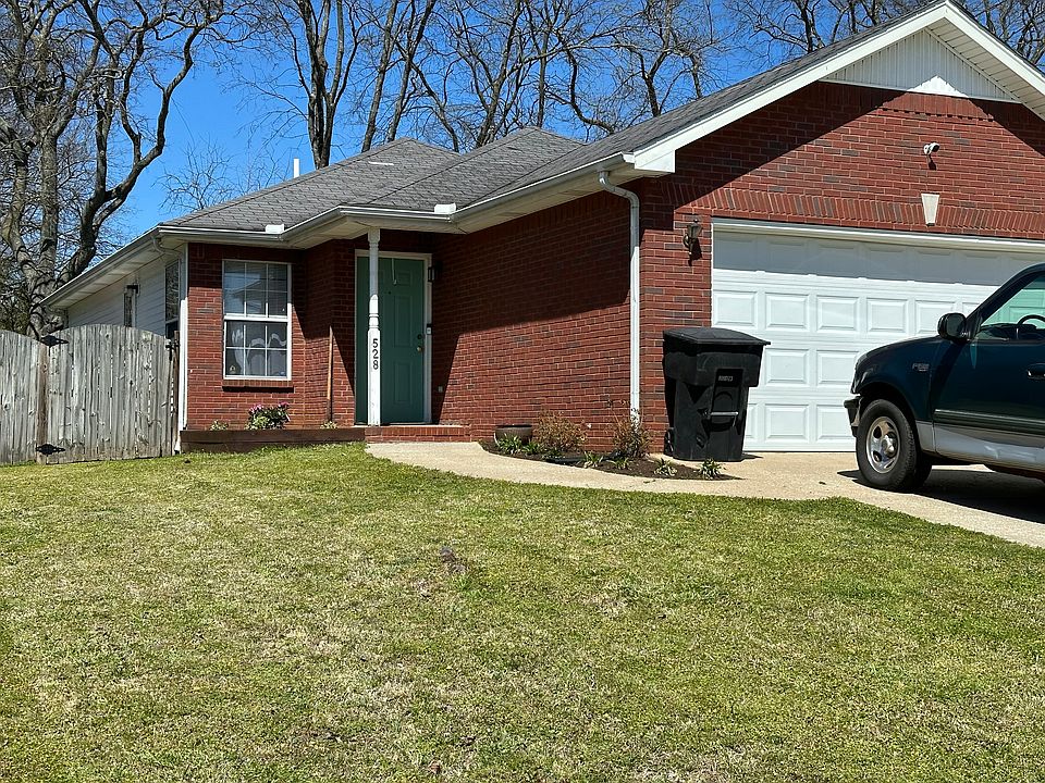 1st image of 528 Freedom Ct