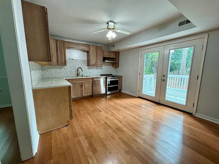 138 King Henry Way — Photo 10