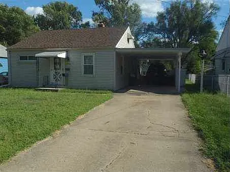 3020 W Ann St photo 1