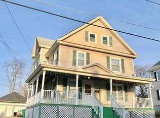 60 Canton St, Lowell, MA 01851