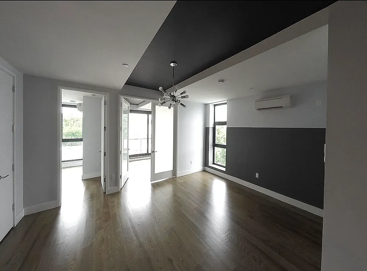 44 Stanhope Street — Photo 1