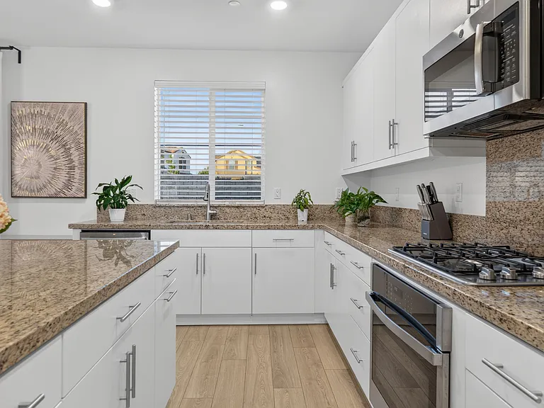 30994 Douglas Crest Cir — Photo 36