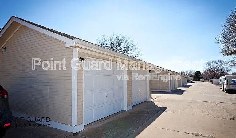 5510 S Gold St #300 — Photo 23