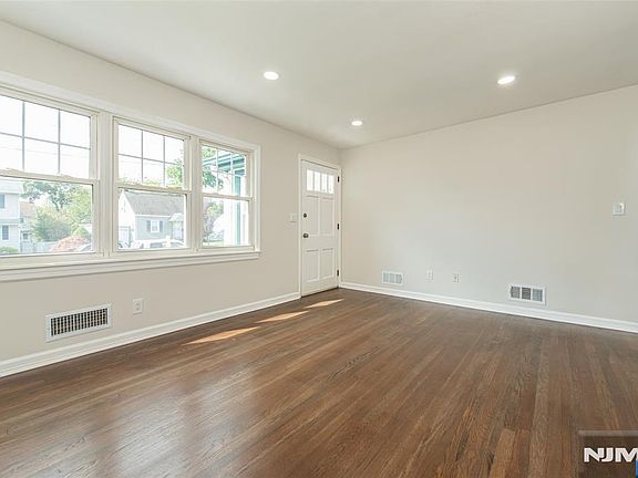 5th image of 12-15 Scribner Road