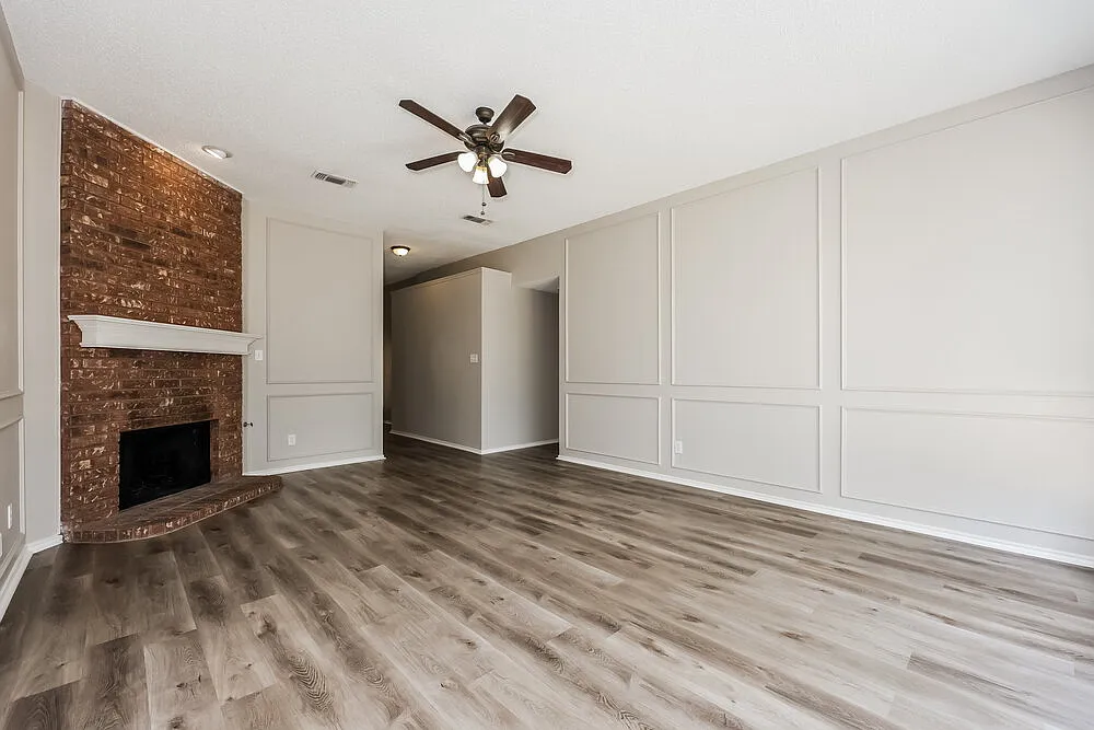 3 bed, 2.0 bath, 1730 sqft, $2,220 — Photo 4