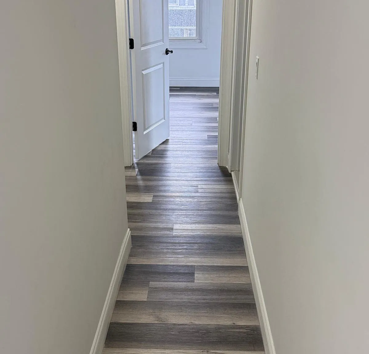 4 bed, $2,750 — Photo 2