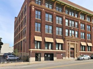 523 Grand Blvd APT 2F, Kansas City, MO 64106