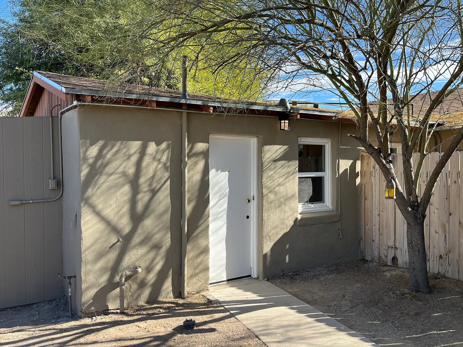 Studio, 385 sqft, $800 — Photo 1