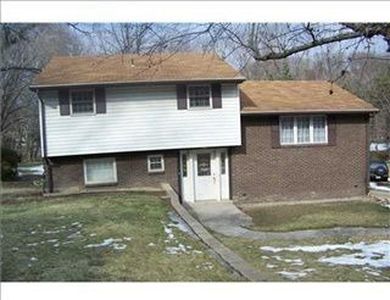 1108 W Sutter Rd, Glenshaw, PA, 15116