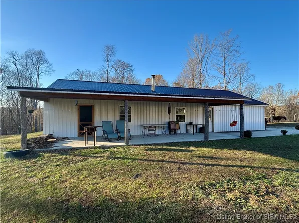 9781 E New Philadelphia Road, Salem, IN 47167