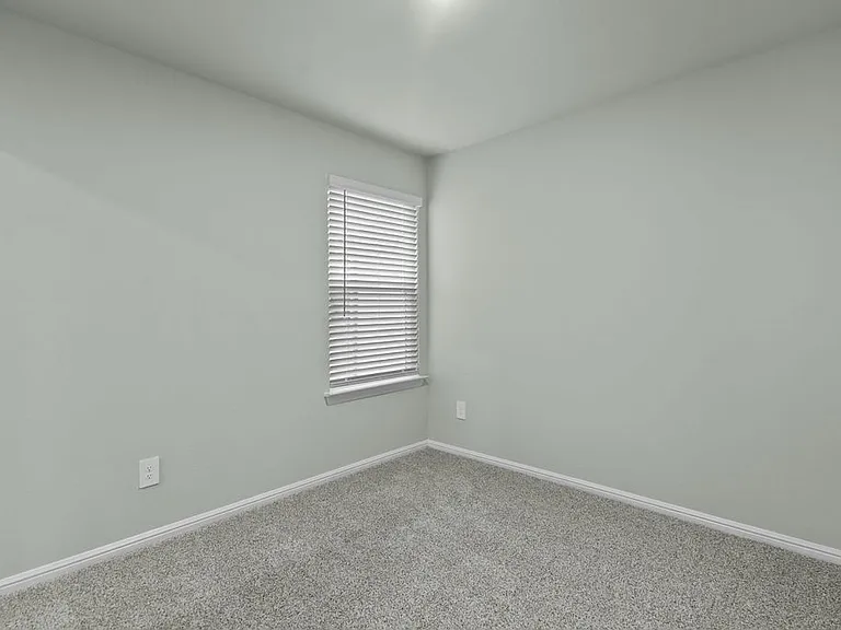 3101 Strawberry Farm Ln — Photo 7