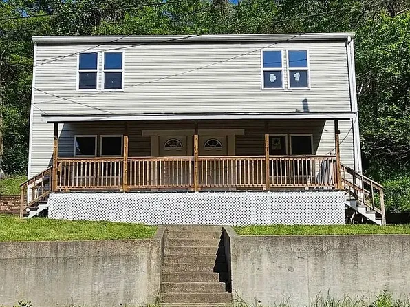 397 Ridge Ave, Weirton, WV 26062