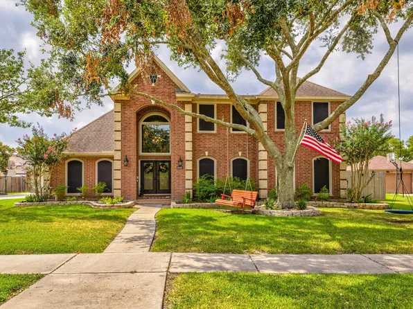 2402 Sarasota Dr, Friendswood, TX 77546