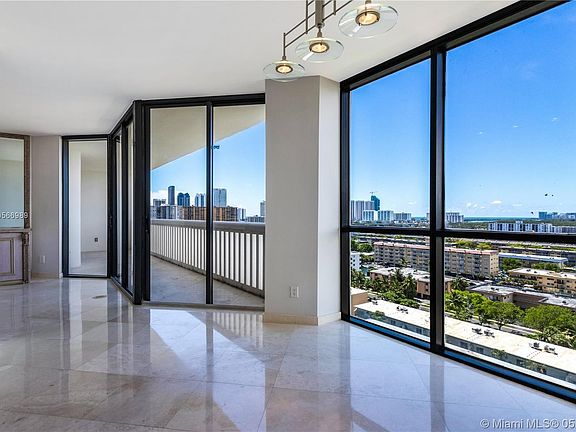 3rd image of 2000 Island Blvd APT 1509