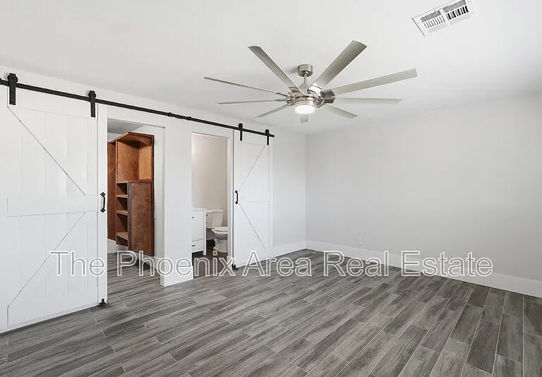 447 E Carson Dr — Photo 24