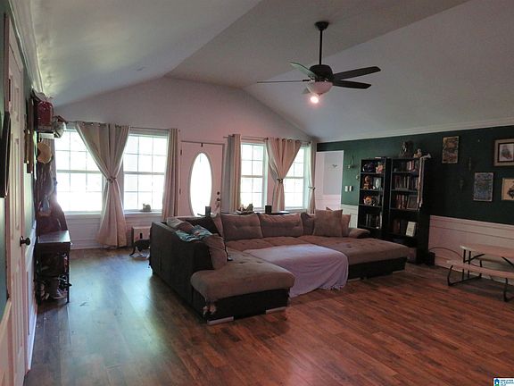 2nd image of 3918 Archer Rd