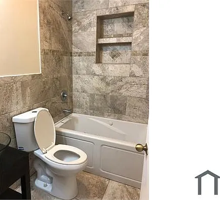 2211 NW 6th Ct — Photo 8