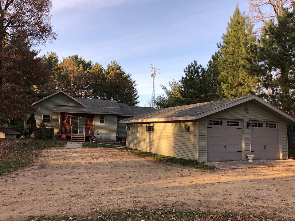 Southside of house & garage