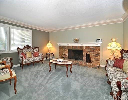 3rd image of 1938 Meadow View Ct