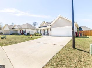 206 Kathryn Pl, Centerville, GA 31028