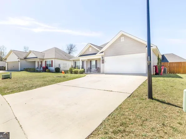 206 Kathryn Pl, Centerville, GA 31028