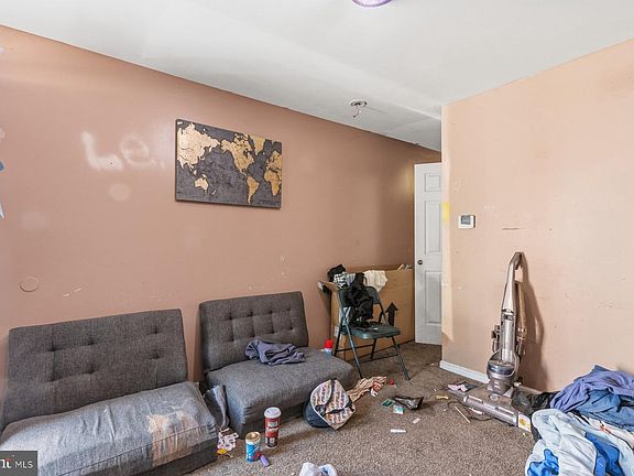 2nd image of 3709 Mount Pleasant Ave