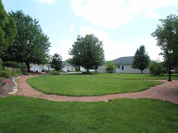 5th image of 5735 W Woodbriar Ln