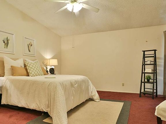 3rd image of 668 N Dudley St