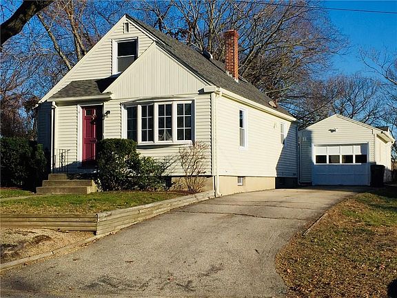2nd image of 64 Lakeside Ave