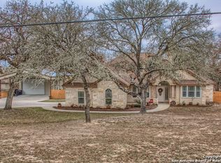 104 Legacy Ranch Dr, La Vernia, TX 78121