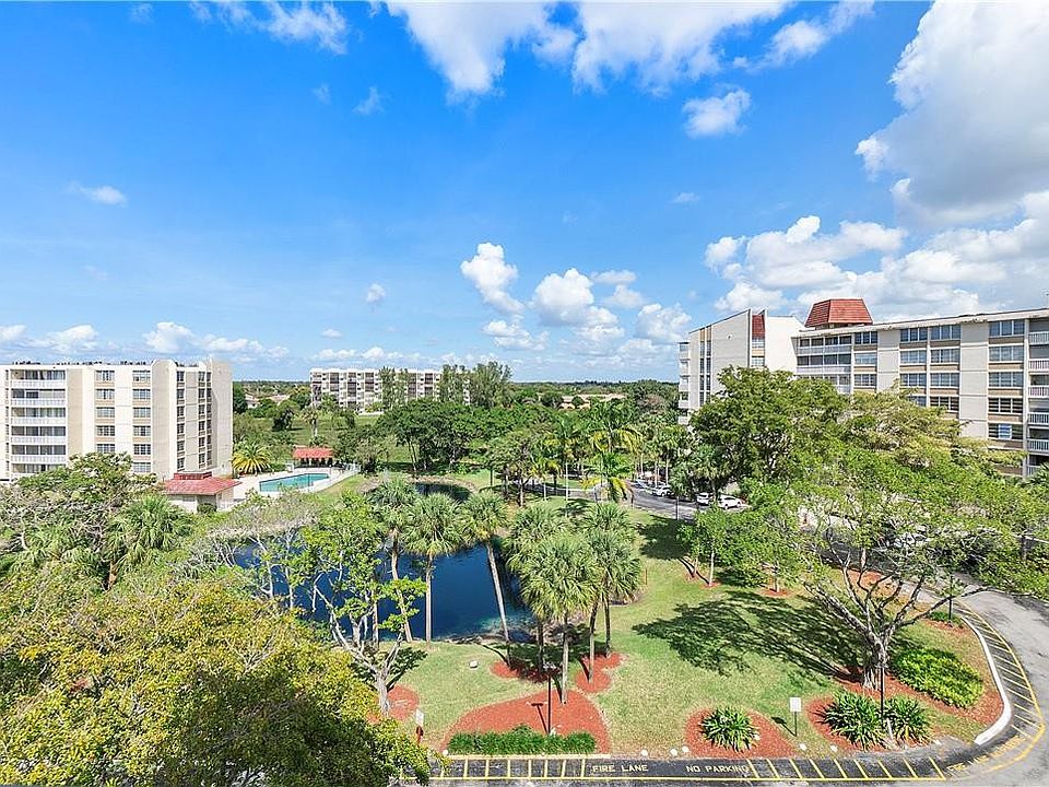 1st image of 6921 Environ Boulevard #6s