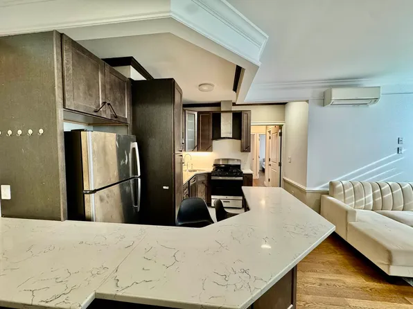 141-25 Northern Boulevard image 12 of 22