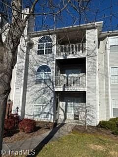 2nd image of 221 Quietwood Dr