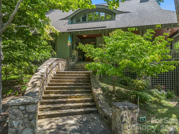 5 Longfellow, Black Mountain, NC 28711