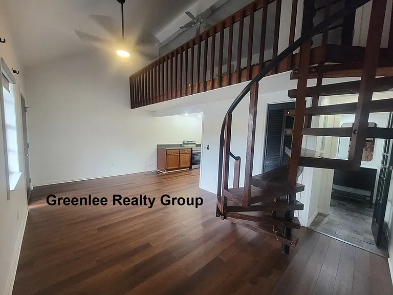 2142 Bradford St #325 — Photo 4