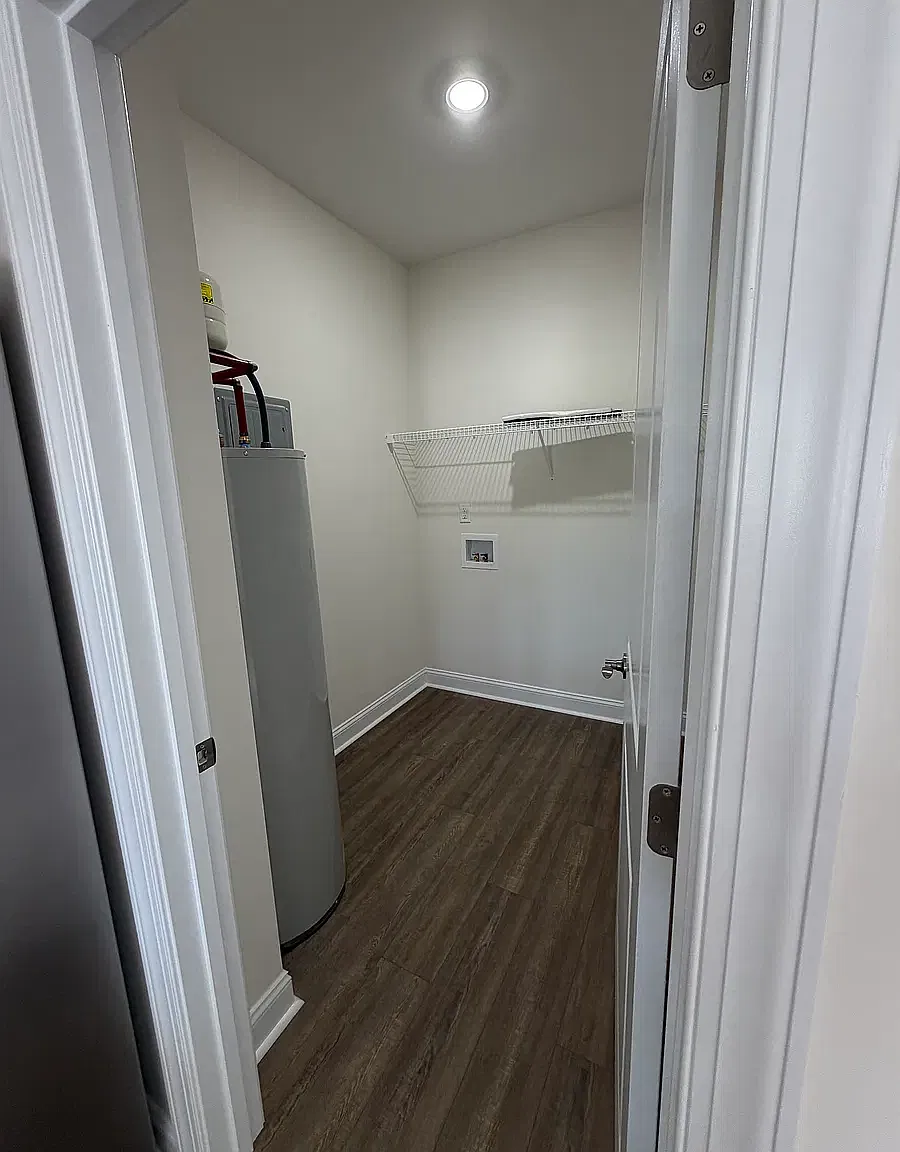 516 Wetherington Landing Rd — Photo 3